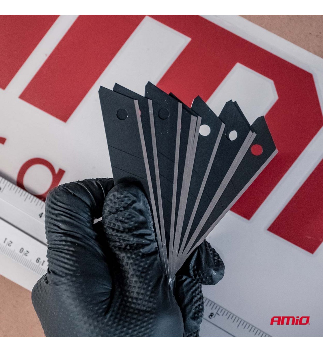 Set lame SK5 din oțel negru 100x18x0,5mm, 10 buc. AMIO-048 Set lame SK5 din oțel negru 100x18x0,5mm, 10 buc. AMIO-048