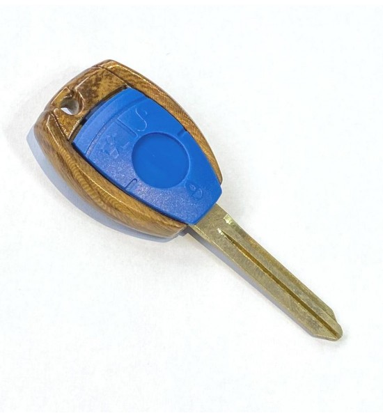 Carcasa cheie Nissan cu locas pentru cip