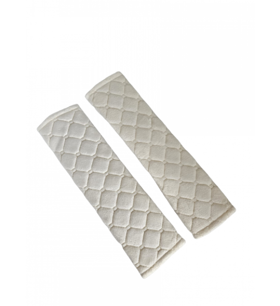 Set 2 protectii centura siguranta, copii si adulti, material neopren/plus, 26 x 6.5 cm, ALB Set 2 protectii centura siguranta, copii si adulti, material neopren/plus, 26 x 6.5 cm, ALB